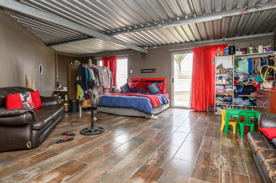 9 Bedroom Property for Sale in Algoa Park Eastern Cape